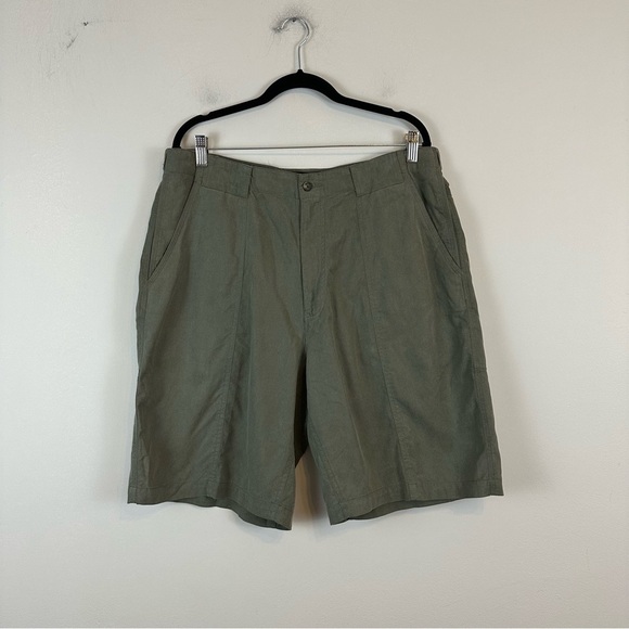 Tommy Bahama | Olive Green Men's Flat Front Shorts Size 38 - Picture 1 of 7